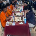 Chess Mates in Parijs.